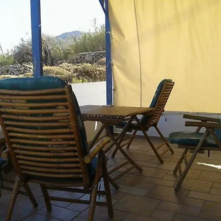בית נופש House With View Livadi (Serifos)